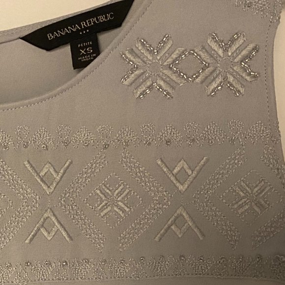 Gray Embroidered Banana Republic Dress Shirt - Picture 2 of 4